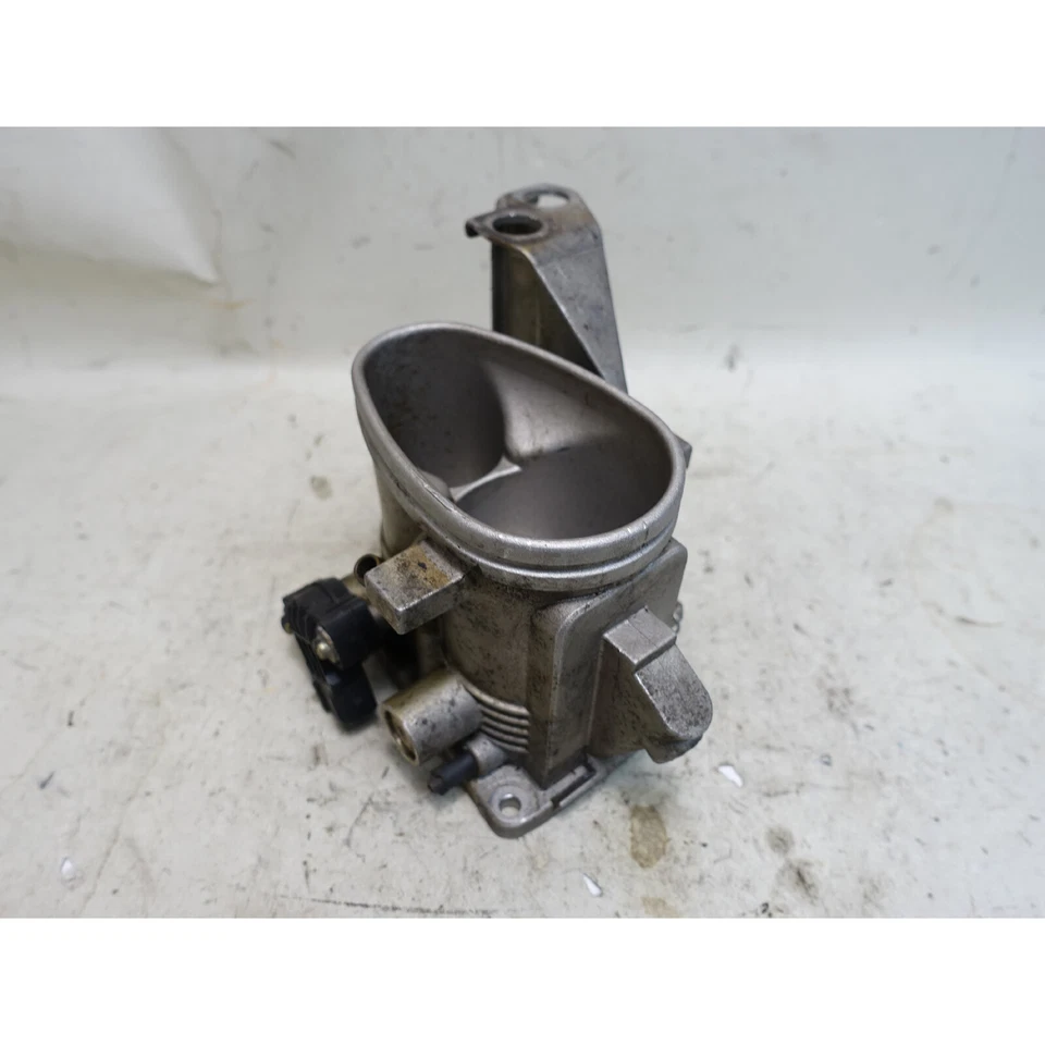 Корпус кузова дроссельной заслонки 4-цилиндровый 1994-1995 BMW E36 318i M42 б/у от оригинального производителя - Изображение 4 из 4