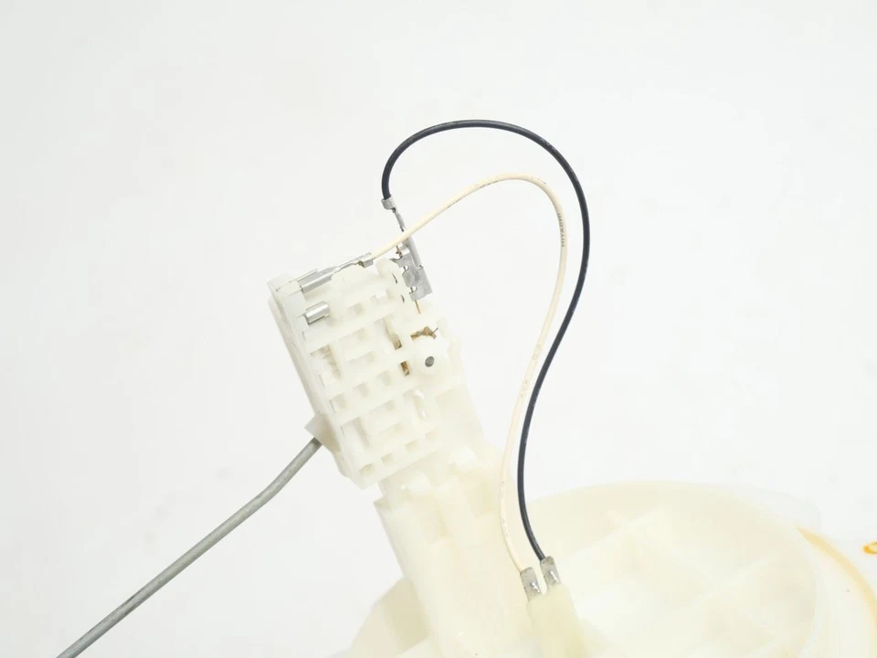 Nissan 350z Z33 2003-2008 conjunto de sensor de flotador de nivel de combustible de gasolina OEM Foto 4 de 4