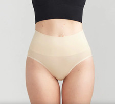 Yummie L14438 Women's Ultralight Seamless Shaping Briefs in Frappe Size L/XL