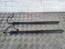 Porsche Cayenne 958 2010-2013 Tailgate Struts (pair)
