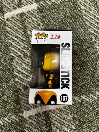 Funko Pop! Vinyl: Marvel - Deadpool (Slapstick) (Yellow) - Hot Topic (Exclusive) - Picture 2 of 4