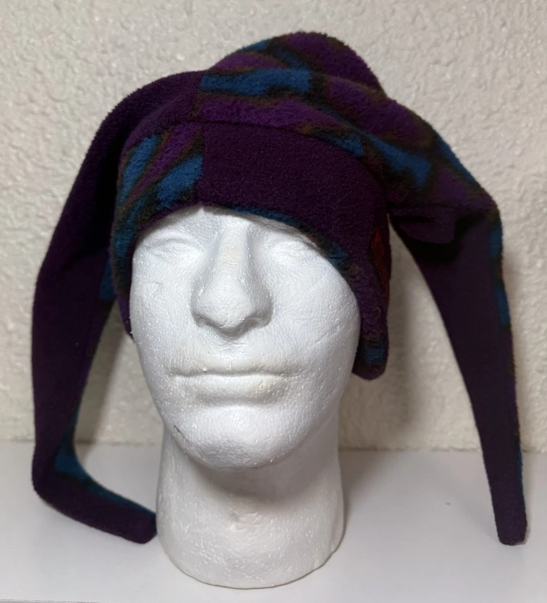 Vintage 90s Jester Wear Beanie Hat Fleeced Pattern ski Snowboard Skate Punk Hat
Opens in a new windo