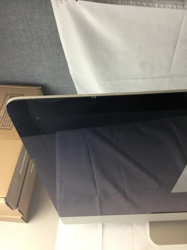 Unidad de disco duro Apple iMac (L2013) "Core i5" 27" 3,2 GHz 16 GB 3 TB grado C Foto 4 de 4