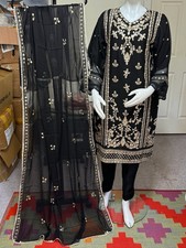 Pakistani Chiffon Embroidered 3pc Dress / Chiffon Party Wear