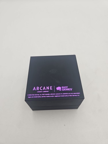 Arcane Blue Rose Necklace - New & Sealed - Authentic Riot Games Exclusive - Picture 4 of 4