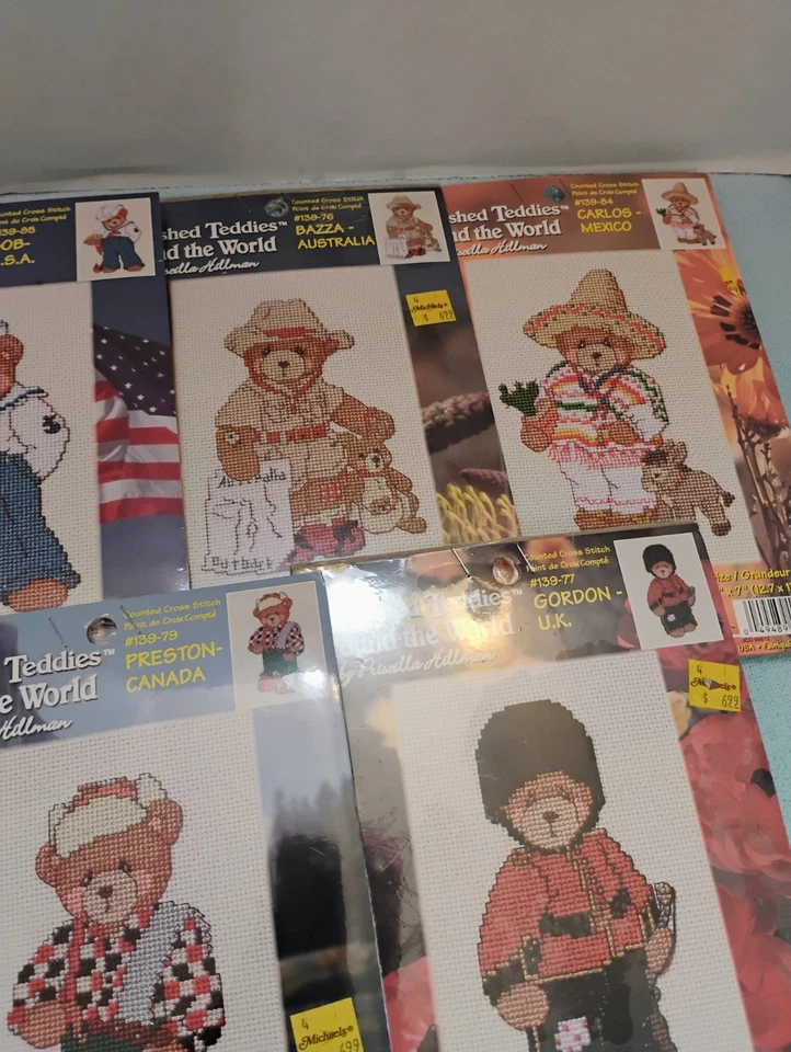 Kits de punto de cruz vintage apreciados de todo el mundo-5, nuevos en paquete Foto 3 de 4