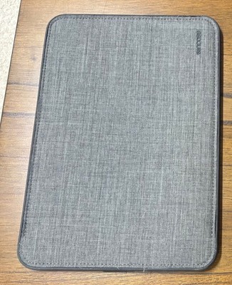 Incase ICON Sleeve for 13 inch MacBook  Pro, Grey Graphite, w/ Tensaerlite Tech