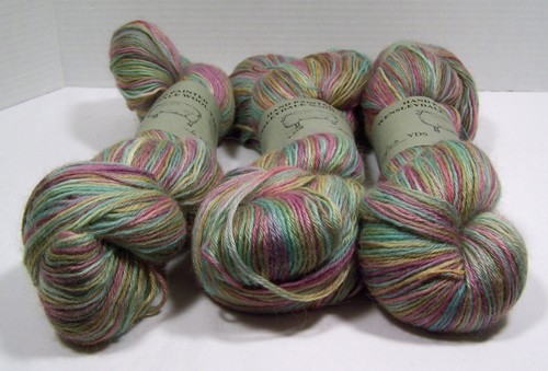 WENSLEYDALE Wool Yarn Hand Painted Multi-Color Pastel 3 Skein LOT - NEW - Picture 3 of 4