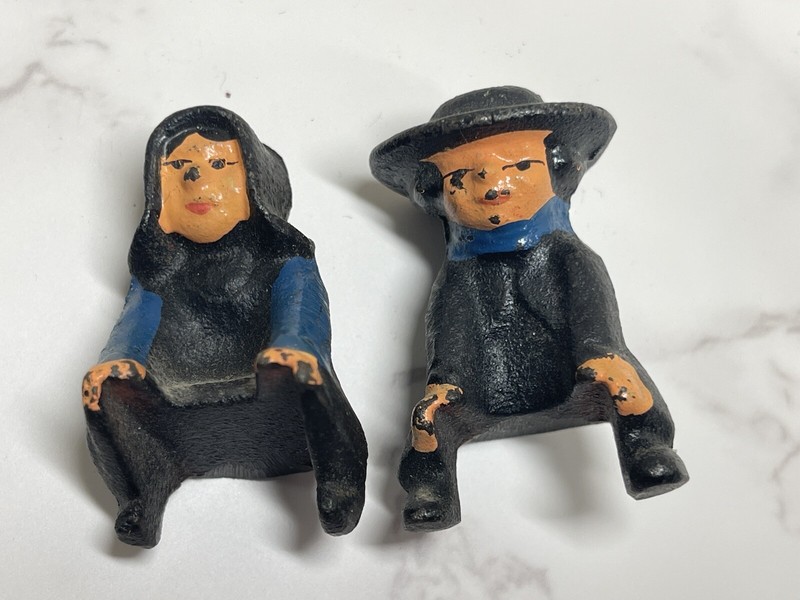 Vintage Miniature Cast Iron Sitting Amish Man and Woman Figurine