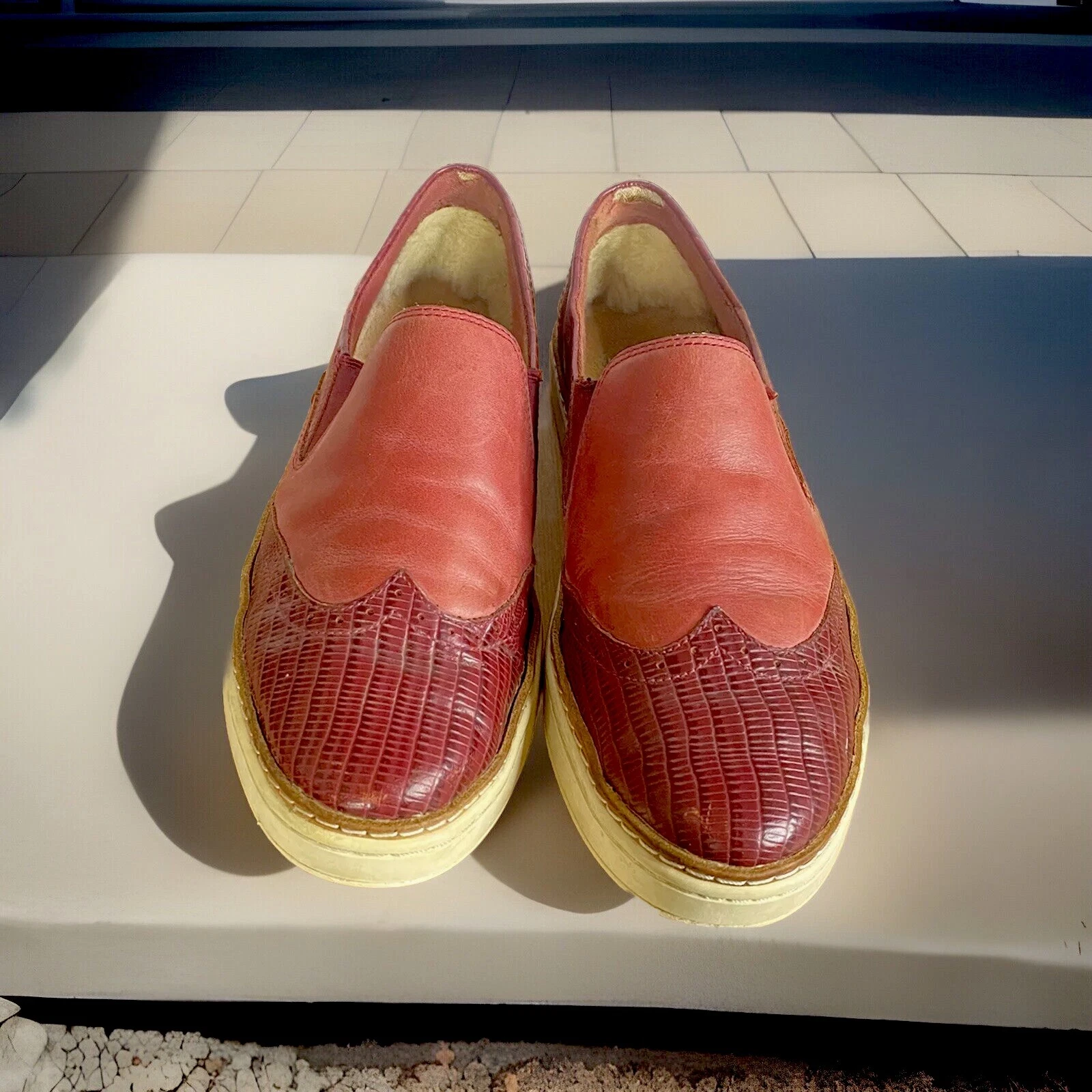 Mocassini Ugg donna taglia 7 Australia Hadria Croco cuori solitari slip on pelle