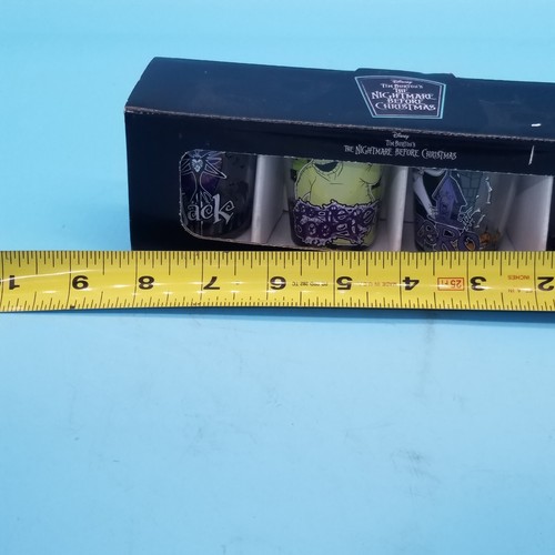 Nightmare Before Christmas Glaswaren Set (4) Schnapsgläser 1,5 Unzen pro Stück Originalverpackt - Bild 8 von 9