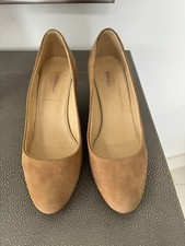 J Crew Italy Women's Martina Pump Size 6 Wedge Heel Tan Suede Shoe. Pre owned