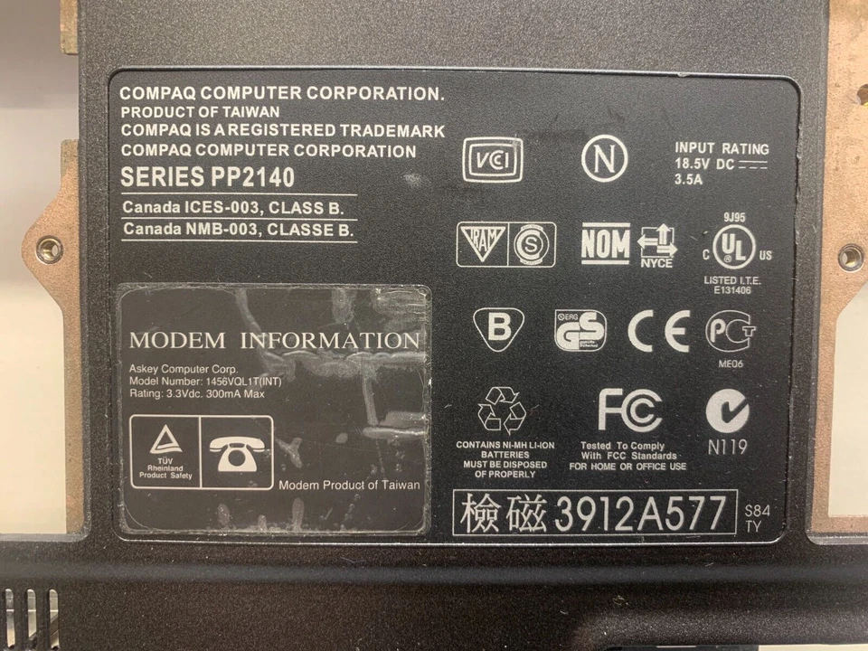 HP Compaq Evo N1015v  - Bottom Panel Assembly   P/N: 311624-001 - Image 3 of 4