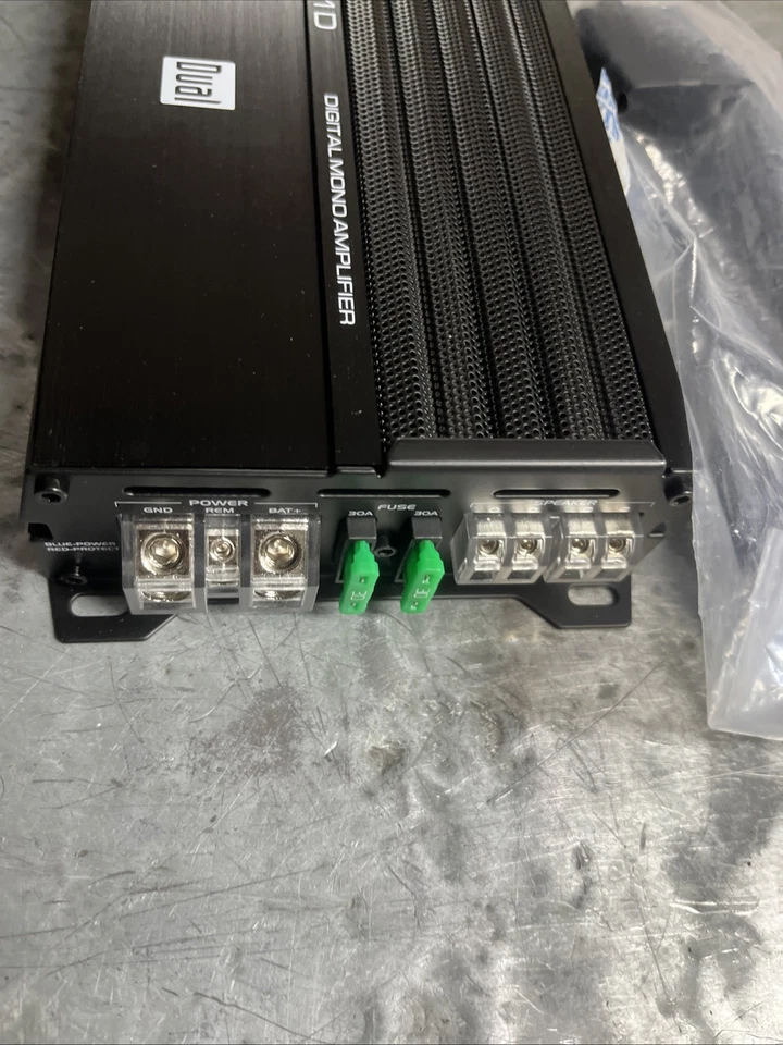 Dual Electronics Digital Mono Amplifier DA8001D NEW Without Original Box - Image 2 of 4