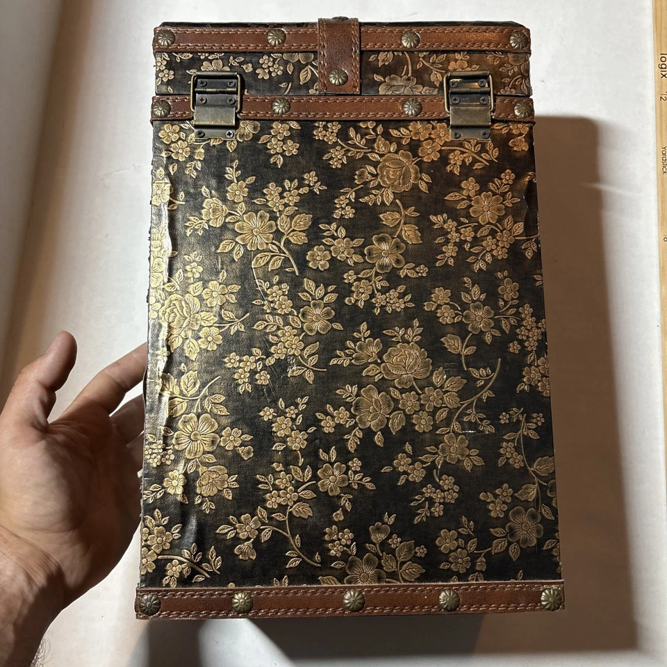 Cofre de vino decorativo floral caja de vino doble Chateau Edgewater Foto 3 de 4