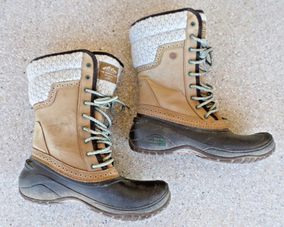 The North Face Shellista Brown Leather and Rubber Winter Duck Boots. Women's 11