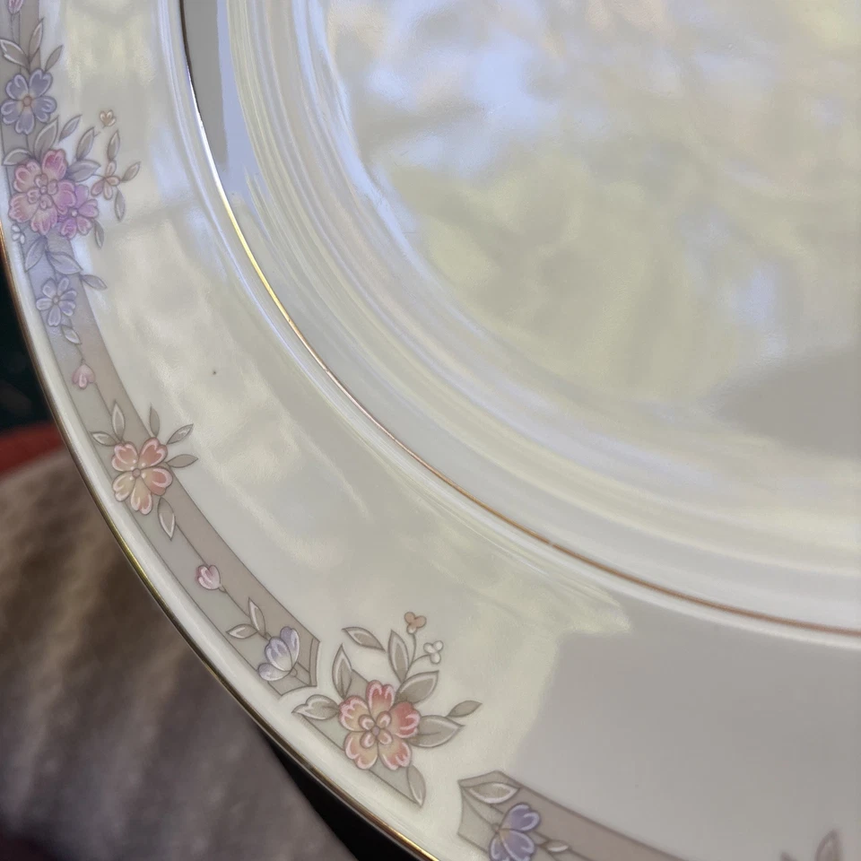 Sango Regency Monroe 10 3/4" Dinner Plates Set of 4 - Image 4 of 4