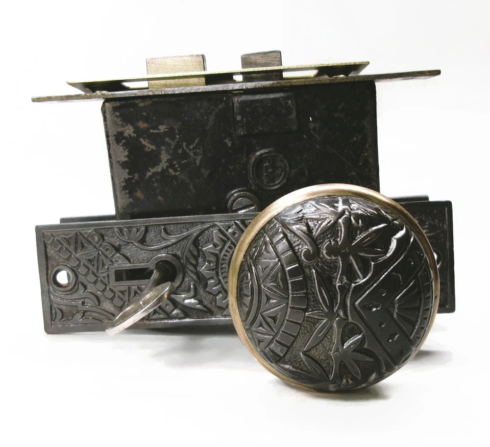 Antiguo Juego de Puerta Victoriano/Eastlake Placa Trasera Perilla Cerradura Mortaja Llave Recuperada Foto 4 de 4