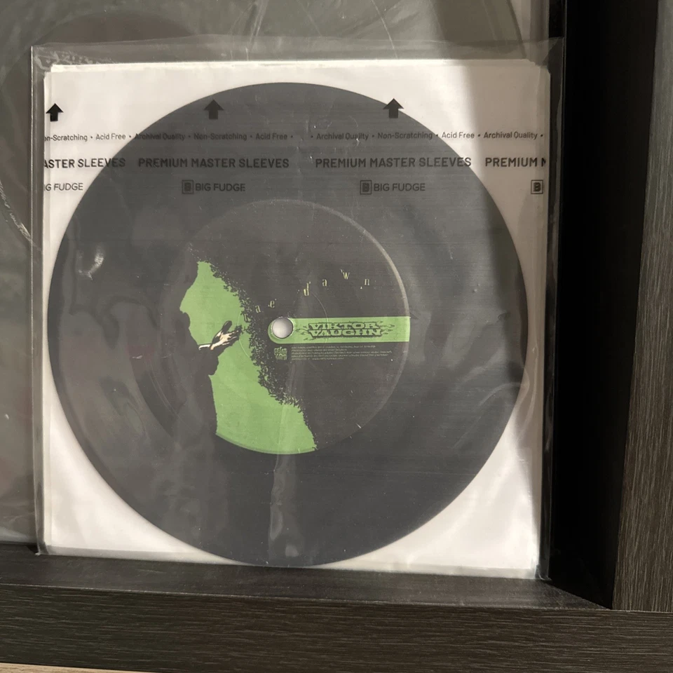 Viktor Vaught - Vaudeville Villain Vinyl LP (Repress with 7inch bundle)  - Image 4 of 4