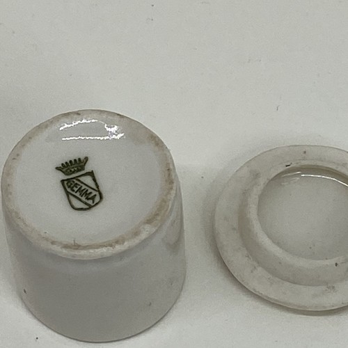 GEMMA CRESTED WARE Miniature TRINKET POT Souvenir of BLACKPOOL - Picture 5 of 5