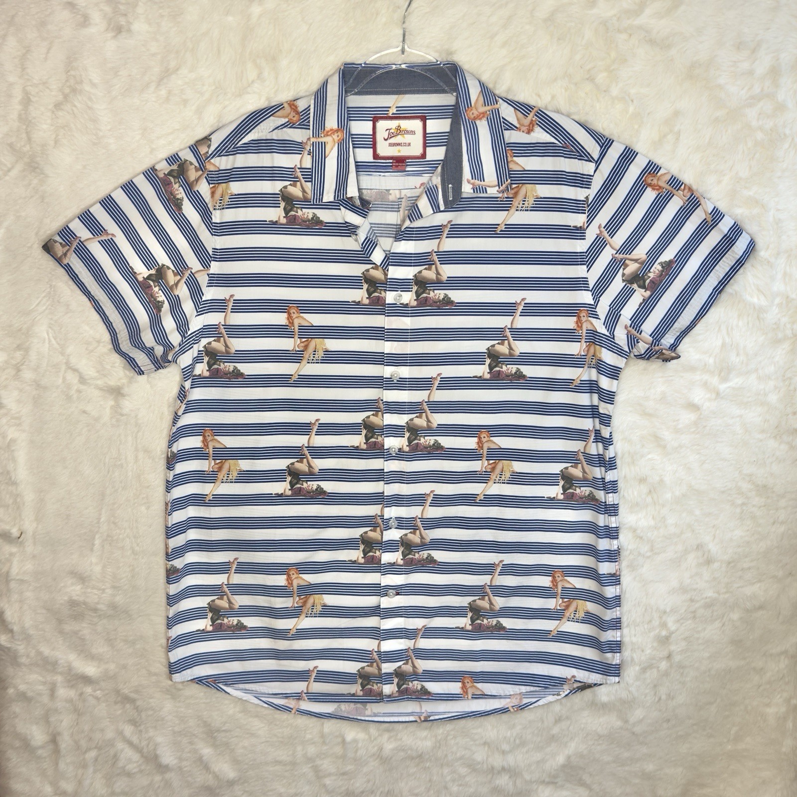 Vintage Joe Browns Mens L Short Sleeve Shirt Blue Pin Up Print 100% Cotton