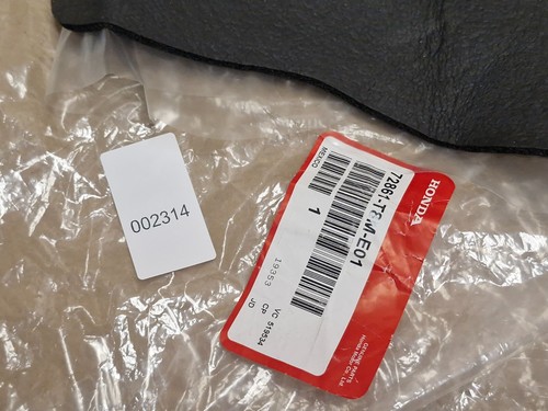 Genuine Honda Jazz Rear Left Inner Door Panel Seal 72861T8Me01 72861-T8M-E01 - Picture 7 of 10
