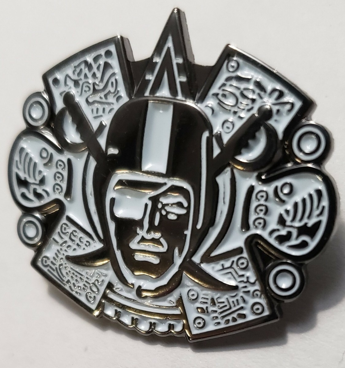 BLACK WHITE RAIDERS NATION AZTEC HIGH QUALITY DETAIL LABEL PIN | eBay