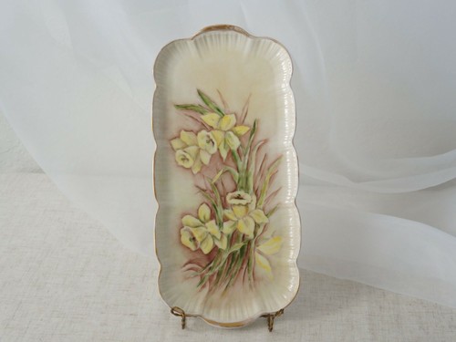 Vintage AK Kaiser Hand Painted Daffodil Yellow Floral Porcelain Rentangle Dish - 第 1/7 張圖片
