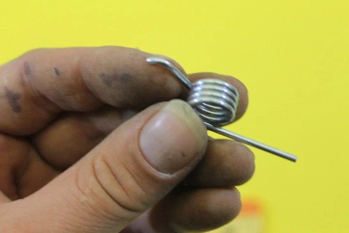 Nuevo de Lote Antiguo Suzuki RM125 RM250 RM370 Muelle 09448-14012 Foto 3 de 4