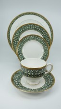Wedgwood Everleigh Leigh Shape 5 Piece Settin...