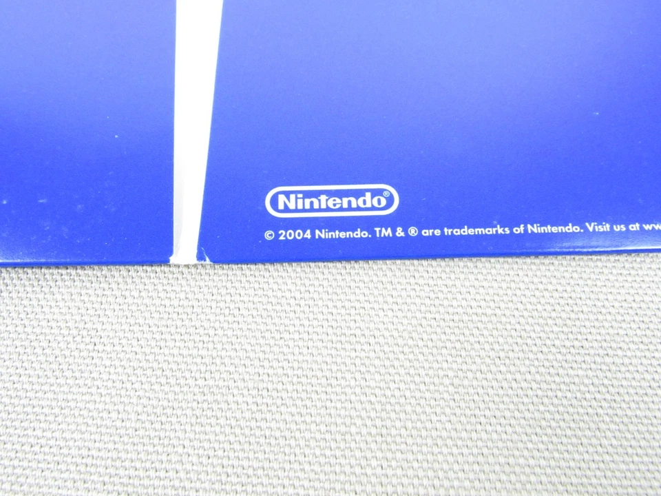Nintendo 2 Pocket Folder 2004 *Rare* *Vintage* Embossed - Image 4 of 4
