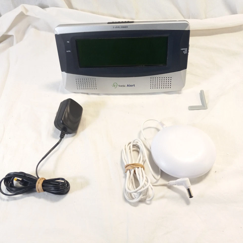 Sonic Alert SA-SB300SS-V3 Sonic Boom Alarm Clock Hard Hearing Deaf Bed Shaker - Image 2 of 4