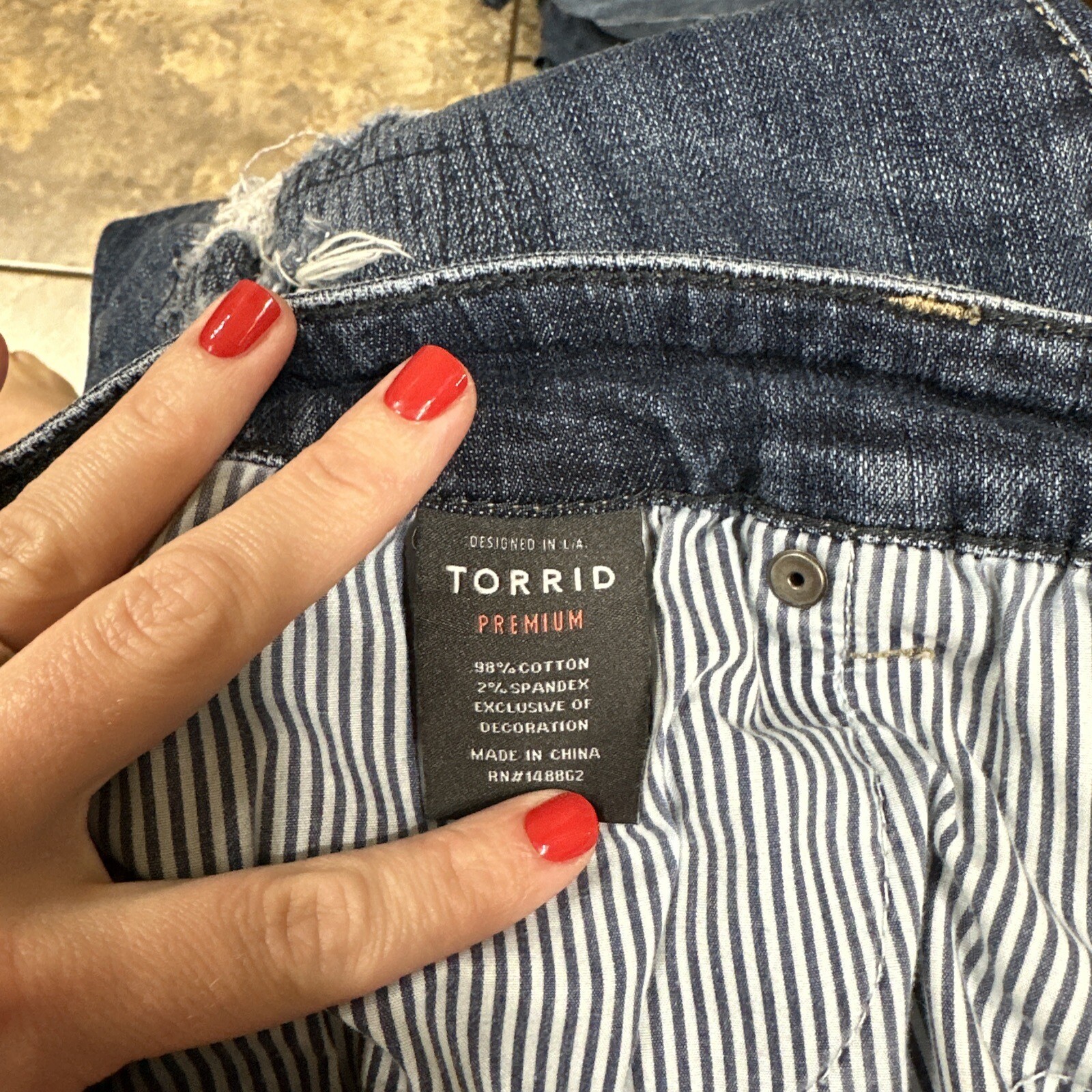 Torrid Premium Distressed Plaid Patch Boyfriend J… - image 5