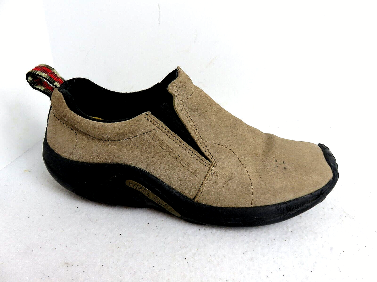 Merrell Beige Slip-On Shoes Merrell Slip On Shoes Sz 7 7 (37.5) Like new | Mercari main image 3