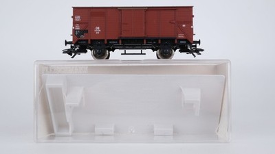 Fleischmann H0 5352K Gedeckter Güterwagen 117 576 DB