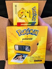Polaroid Now Gen3 Instant Camera Pok mon Edition  Pikachu Film