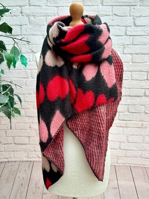 Gestrickter Winterschal Liebe Herz diagonaler Rand Wolle - schwarz rot rosa
