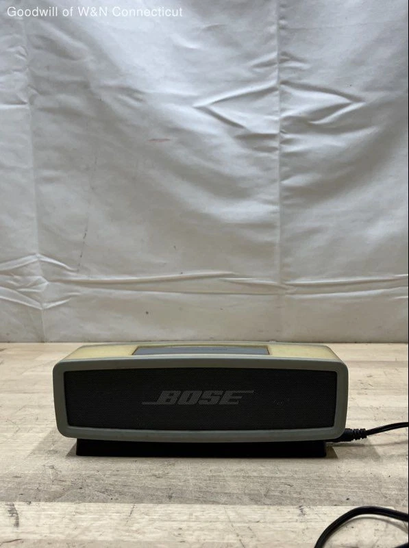 Bose SoundLink Mini Bluetooth Audio Docks & Mini Speakers for sale
