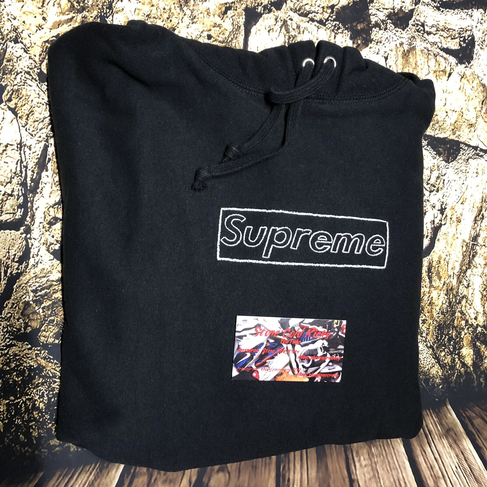 Felpa con cappuccio Supreme KAWS Chalk Box logo TAGLIA MEDIA