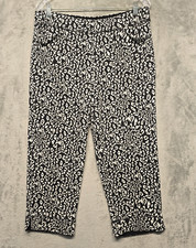 Weekends by Chicos Pants Womens Sz 1 Capri Black White Floral Crop US Small 8