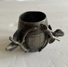 Victorian Figural Napkin Ring Barrel Shaped With Wishbone/Leaves 2"