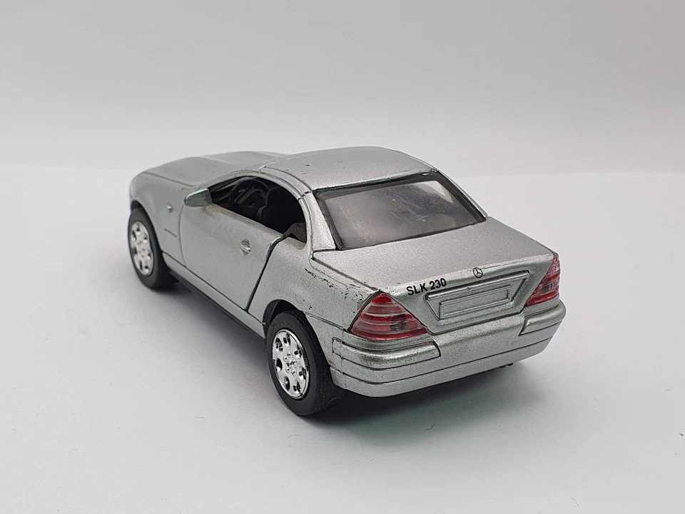 Mercedes SLK 1 Serie New Ray 1/32 - Immagine 2 di 4
