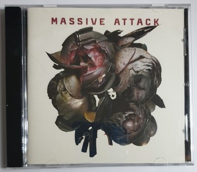 MASSIVE ATTACK     - COLLECTED -      1 CD     489