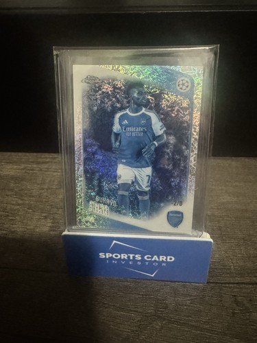 2025-26 Topps Chrome Premier League Bukayo Saka Negative Refractor Arsenal -2/0