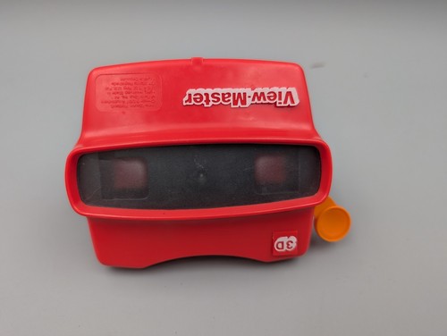 Vintage View Master Red 3D Viewer with Blue Clues Reel Made in USA - Picture 9 of 10