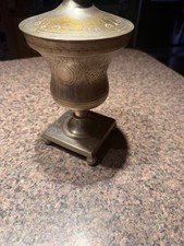 Small urn