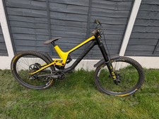 2019 Canyon Sender CF 9 Large Downhill Bike Fox Shimano Saint