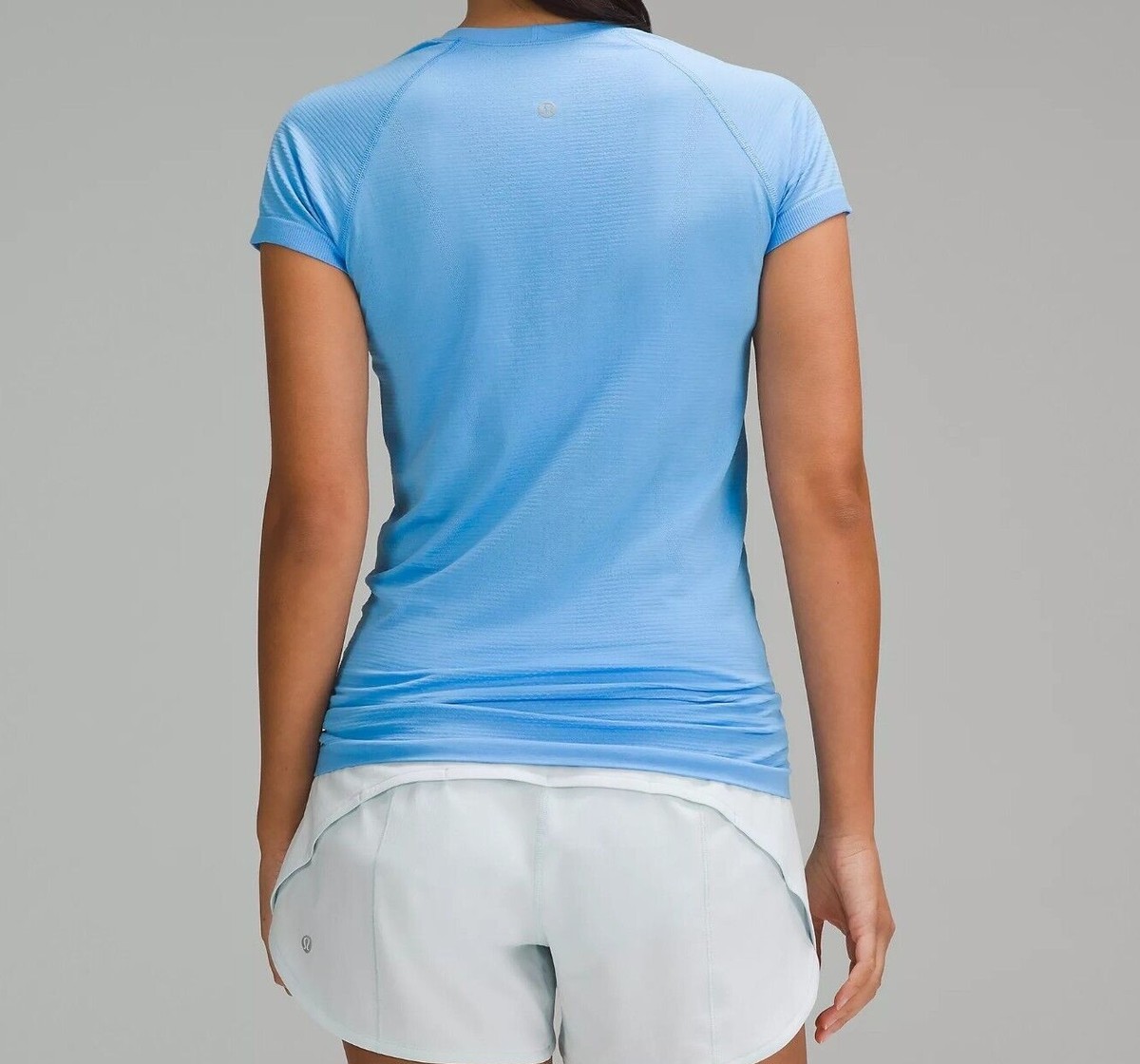 NEW Women Lululemon Swiftly Tech Short Sleeve 2.0 Aero Blue Size 6