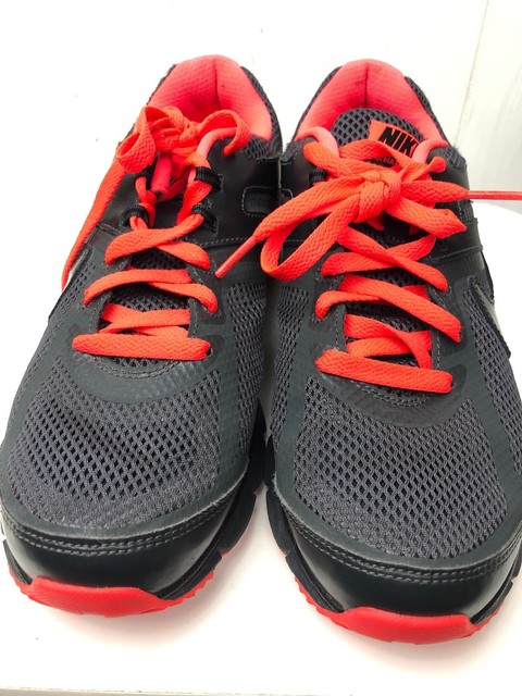 NIKE WOMEN'S AIR MAX DEFY RUN Size 9.5 Black atomic red Sneakers Shoes | eBay