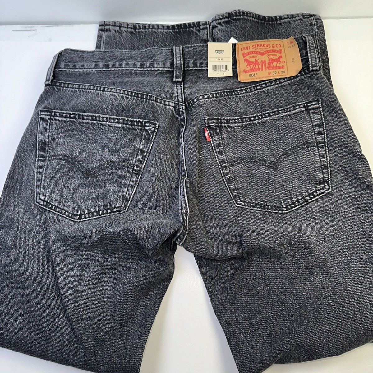 ヴィンテージデニム Levis Mens 501 Original Straight Jeans 32x32 Black New Button Fly